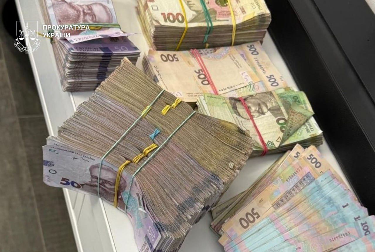 У Дніпрі викрили схему привласнення 3,3 млн грн на відновленні житла після обстрілів