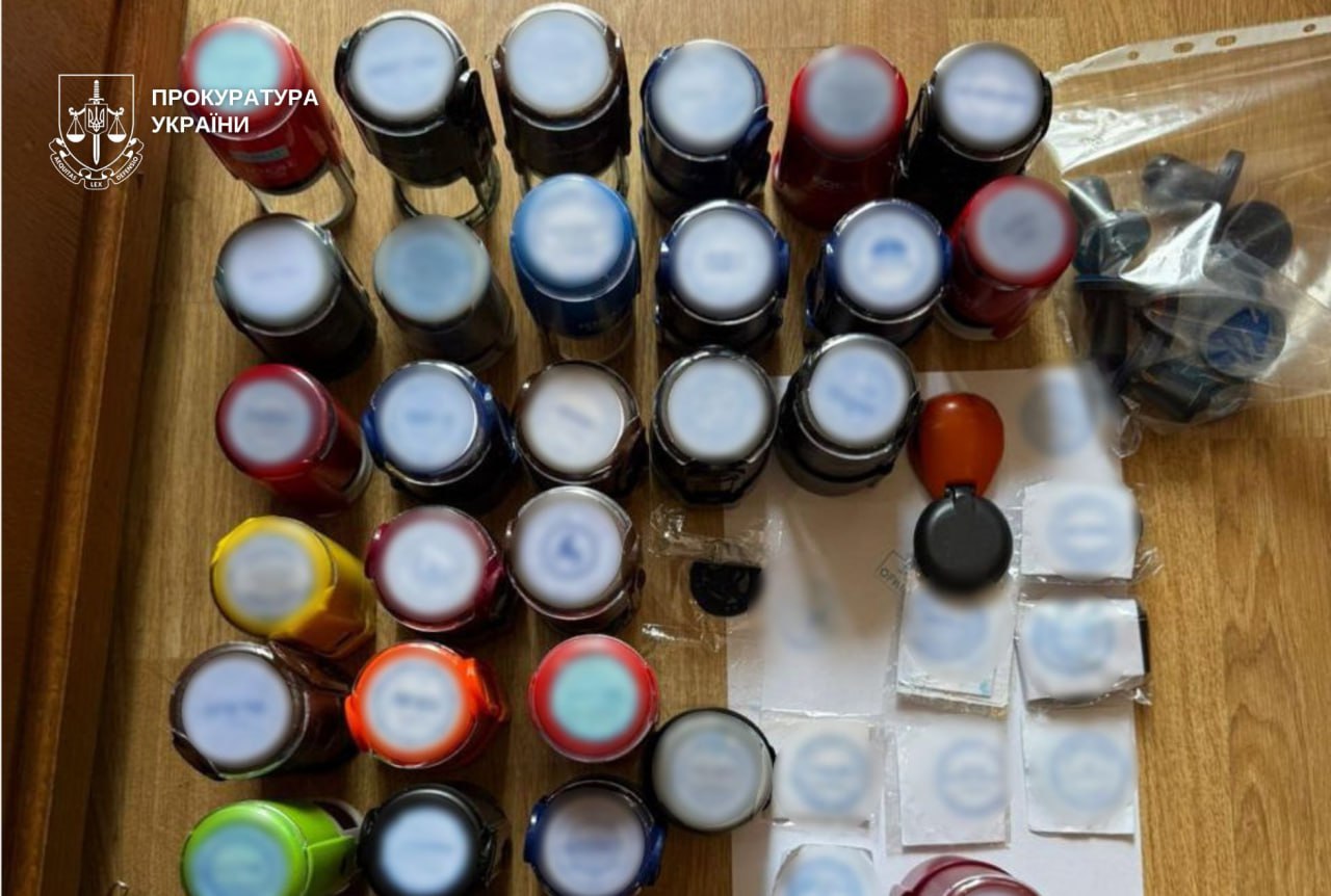 У Дніпрі викрили схему привласнення 3,3 млн грн на відновленні житла після обстрілів