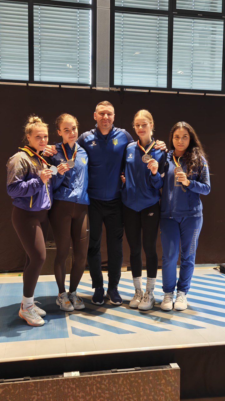 Троє дніпровських фехтувальниць вибороли медалі на турнірі U-23 у Німеччині