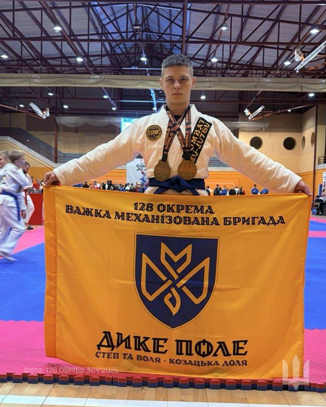Чемпіон світу з Combat Jiu Jitsu вийшов на татамі під прапором дніпровської бригади