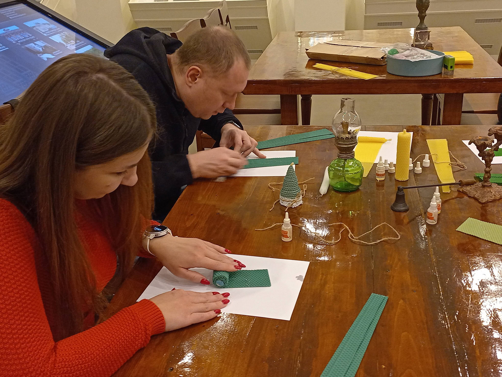 Різдво на дотик: у Музеї історії Дніпра провели інклюзивний майстерклас