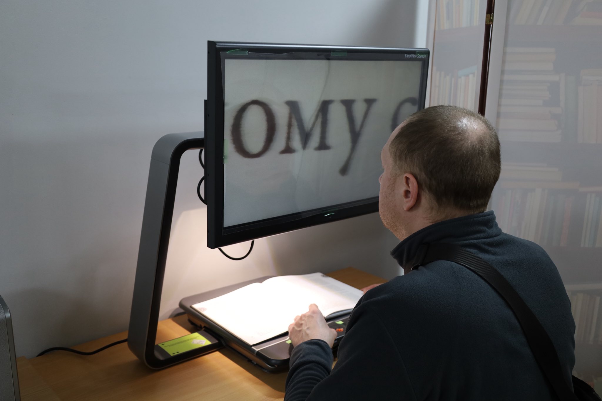 У Центральній бібліотеці Дніпра відкрився перший інклюзивний простір для людей з порушеннями зору