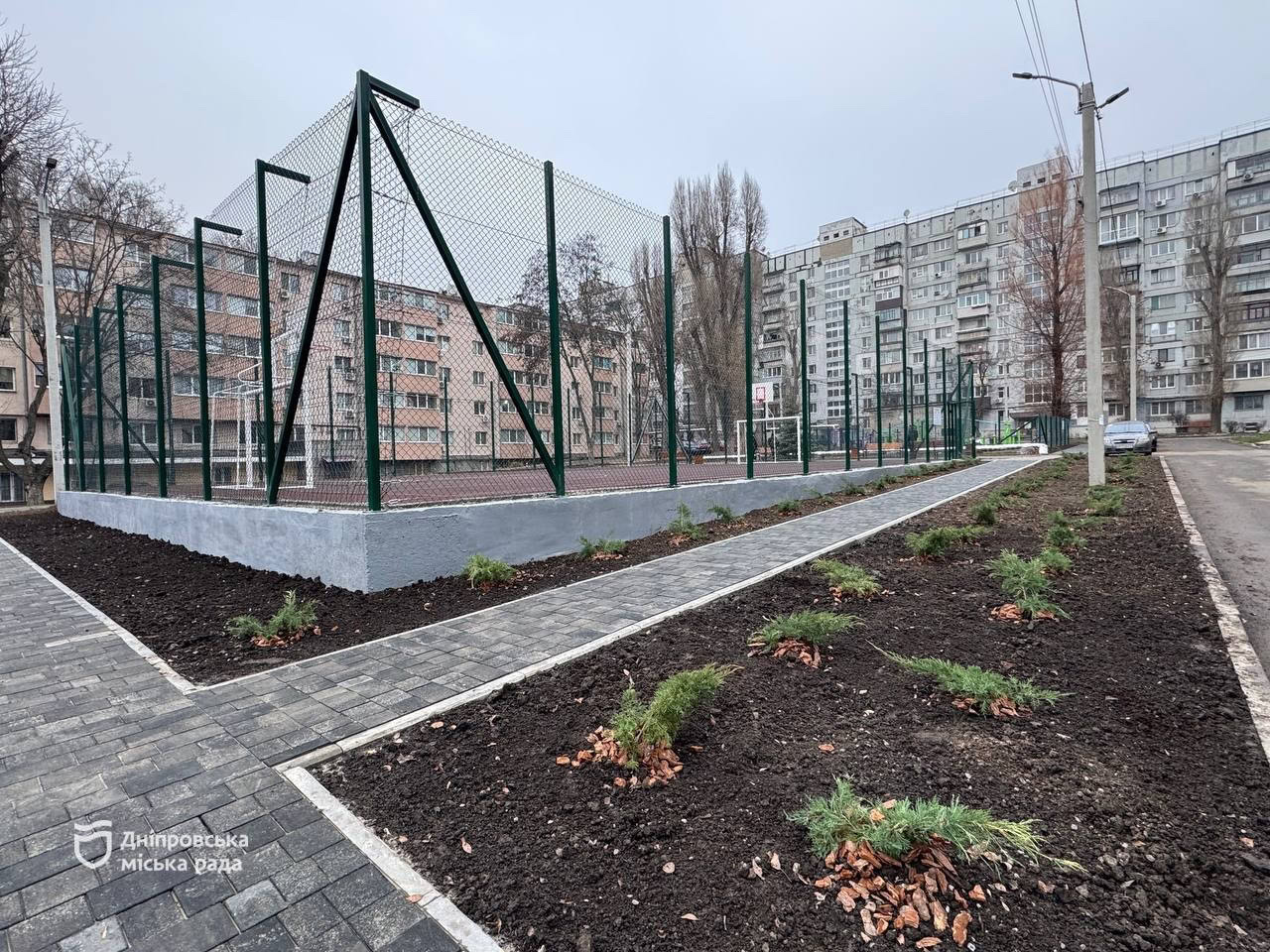 У Дніпрі оновили сквер і зони відпочинку: що змінилося для мешканців