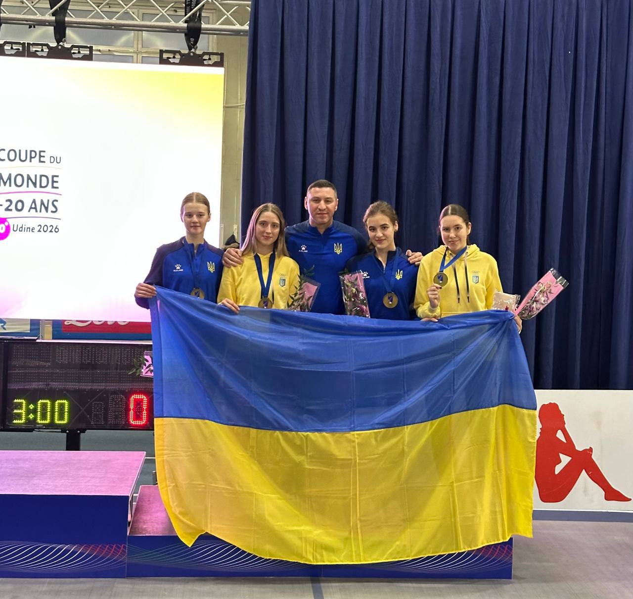 Фехтувальниця з Дніпра Марія Середа здобула бронзу юніорського Кубку світу в Італії