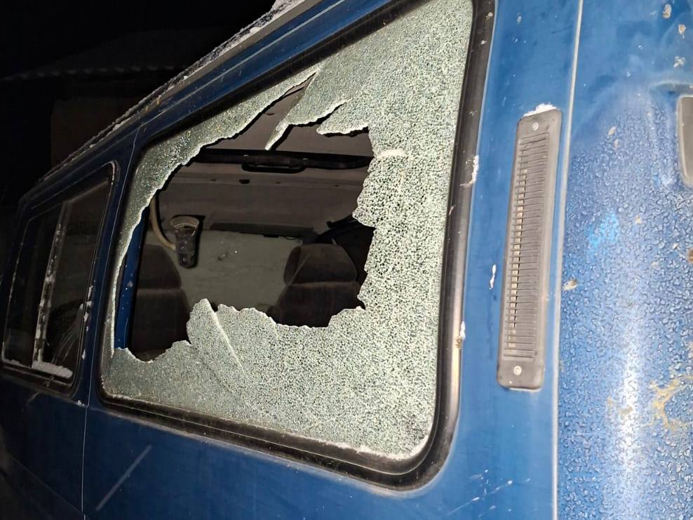 Обстріли Нікопольського району: поранений чоловік, пошкоджені будинки та ліцей