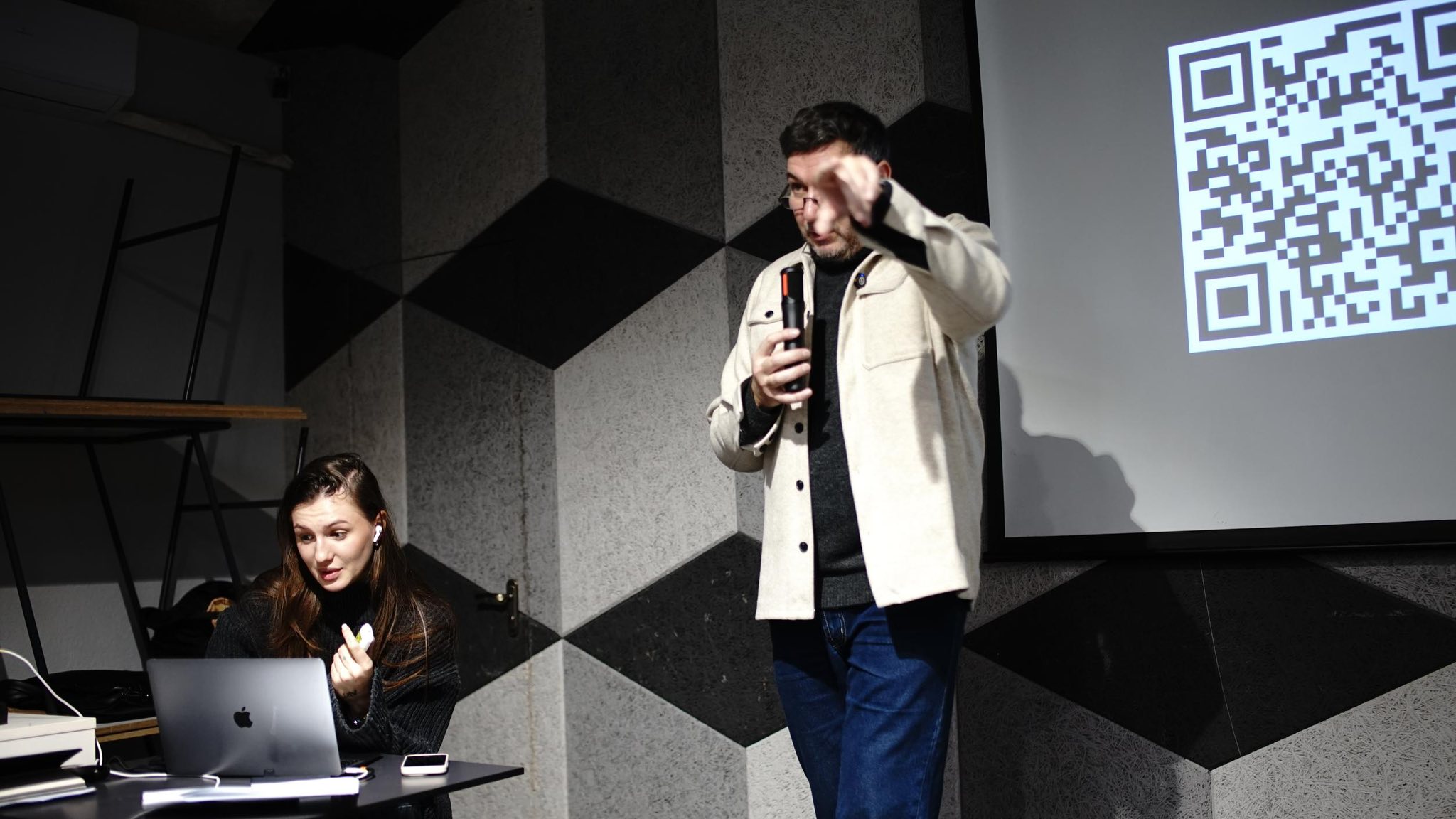 Навіщо Дніпро світові та навіщо ми нашому місту?