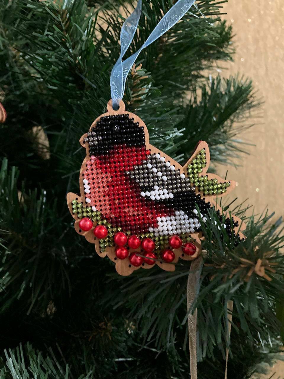 Рятує життя і створює новорічне диво: історія фельдшерки з Кривого Рогу