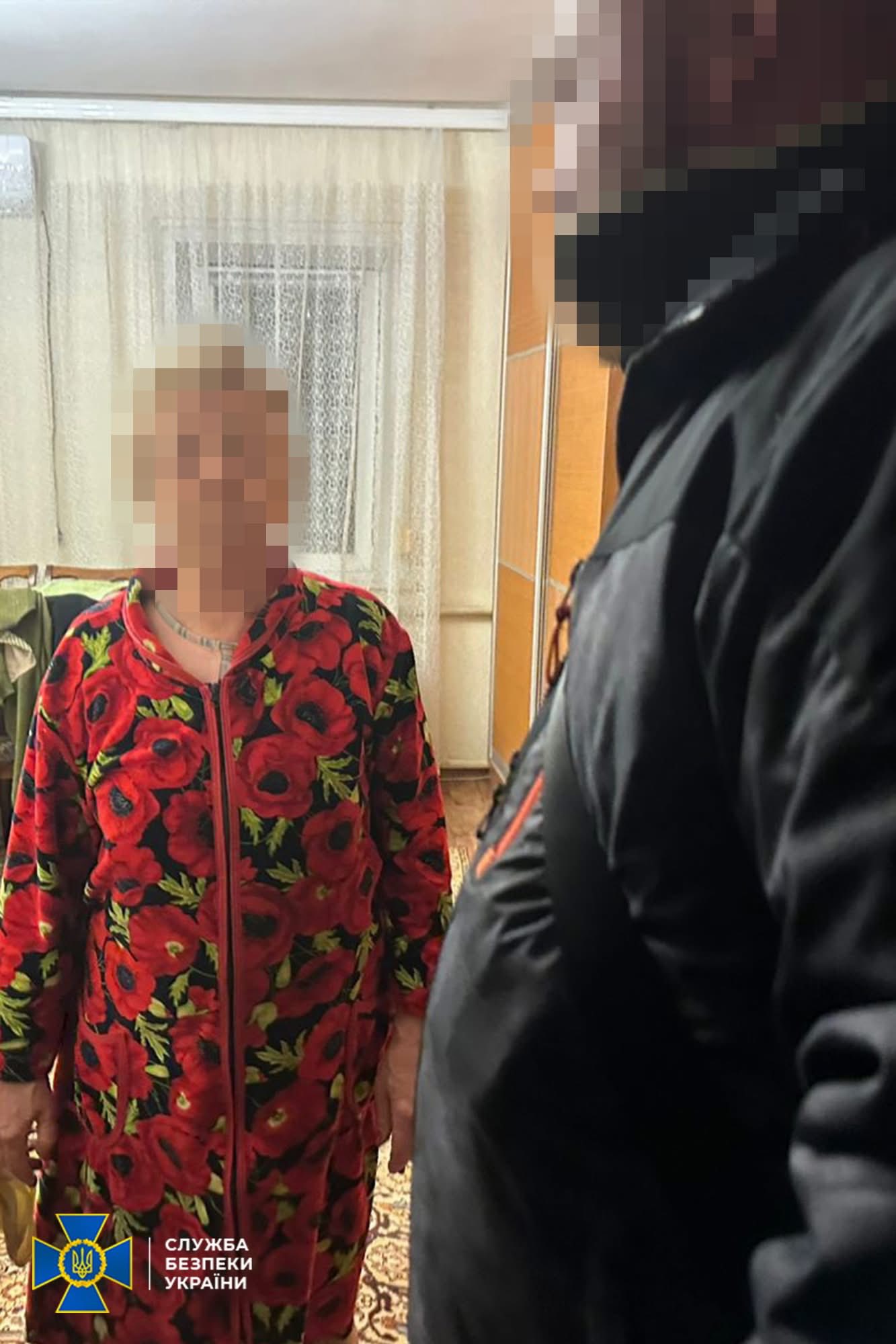 Понад 300 тисяч доларів під час обшуків: СБУ викрила очільницю районної ВЛК на Дніпровщині