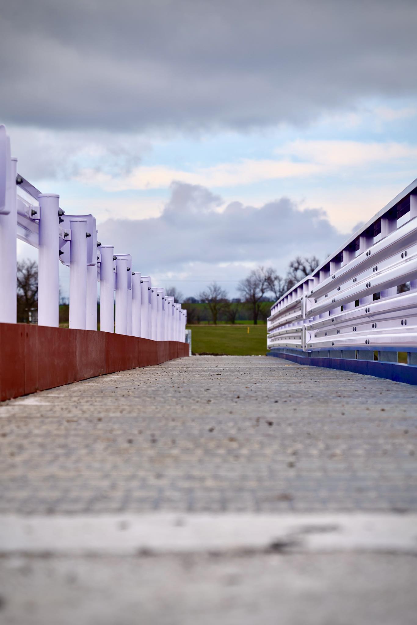 На Дніпровщині відкрили рух тимчасовим «японським» мостом