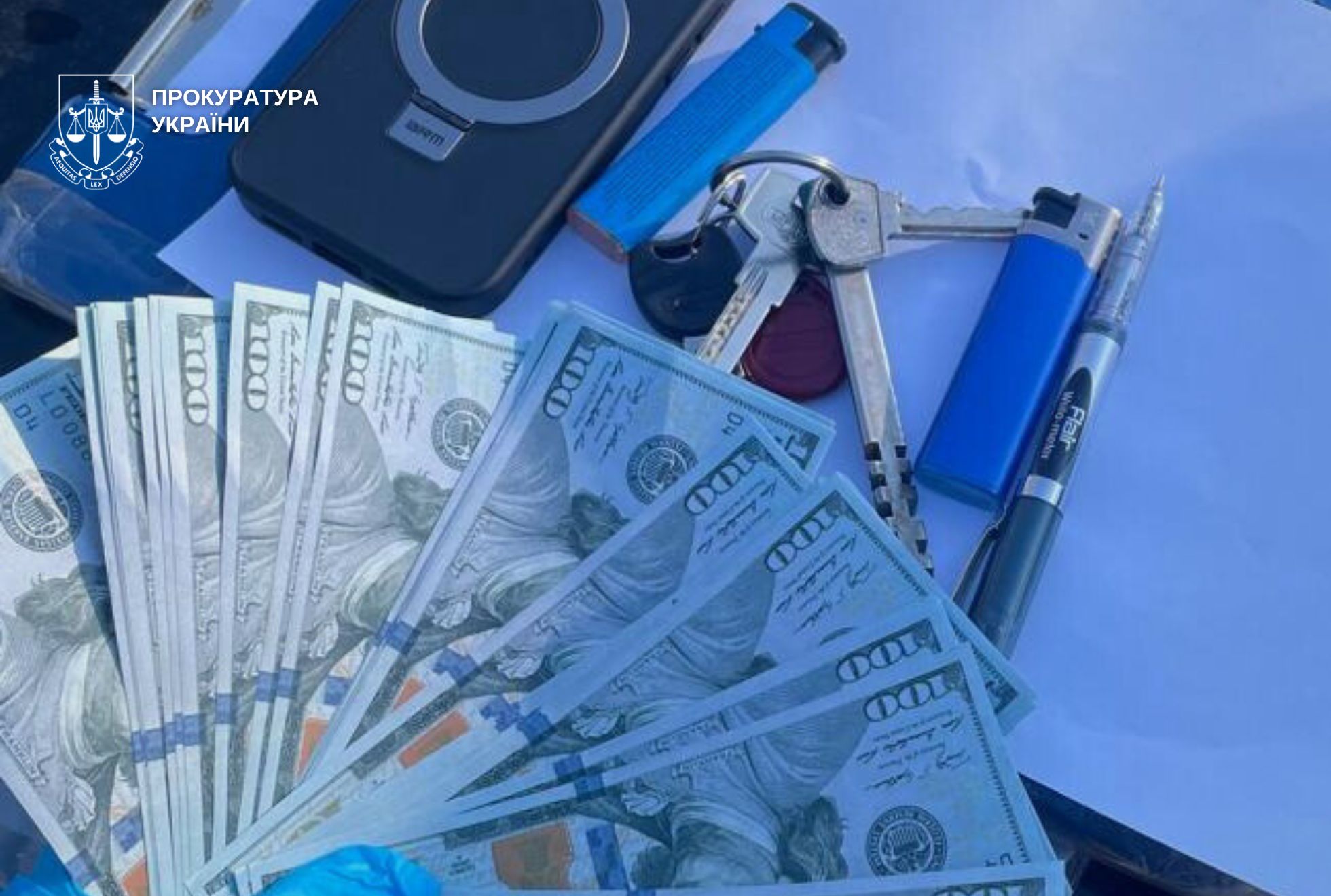 Гуманітарні автівки для армії продавали через інтернет: на Дніпровщині викрили схему