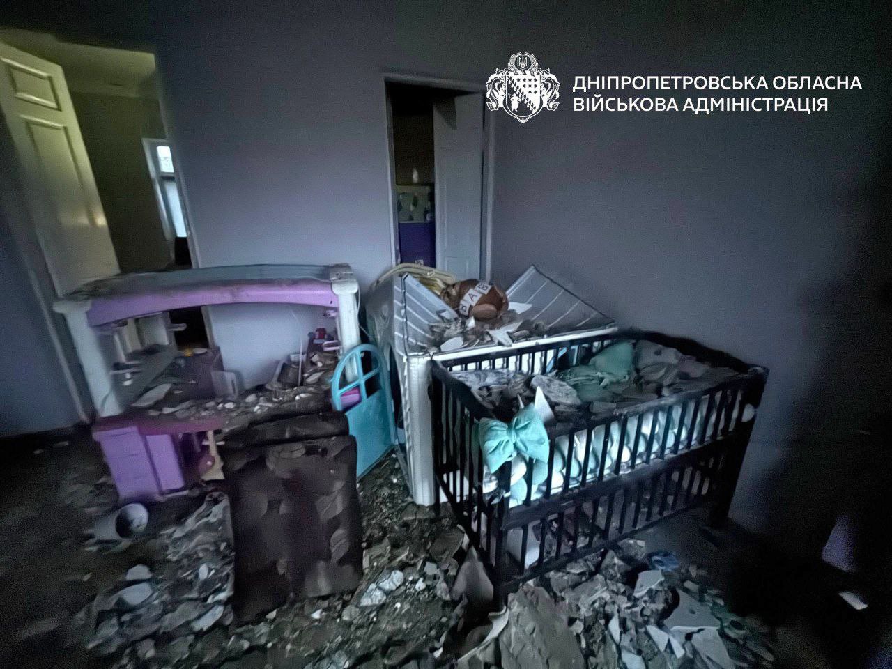 Росія майже всю ніч атакувала Дніпро: серед поранених немовля та 4-річна дівчинка