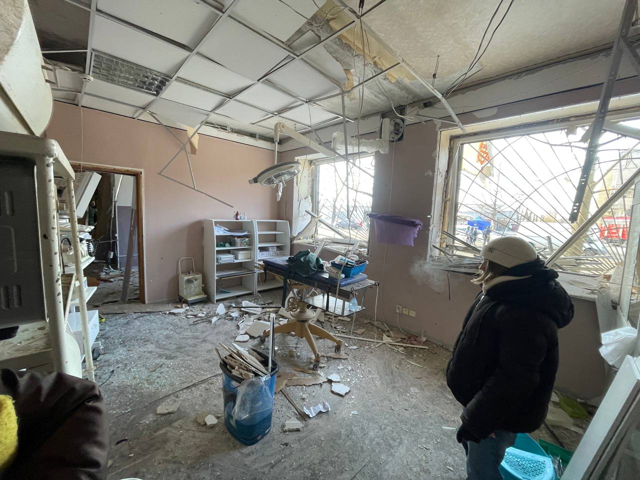 У Дніпрі після другого обстрілу запрацювала ветклініка «Панда»: історія відродження