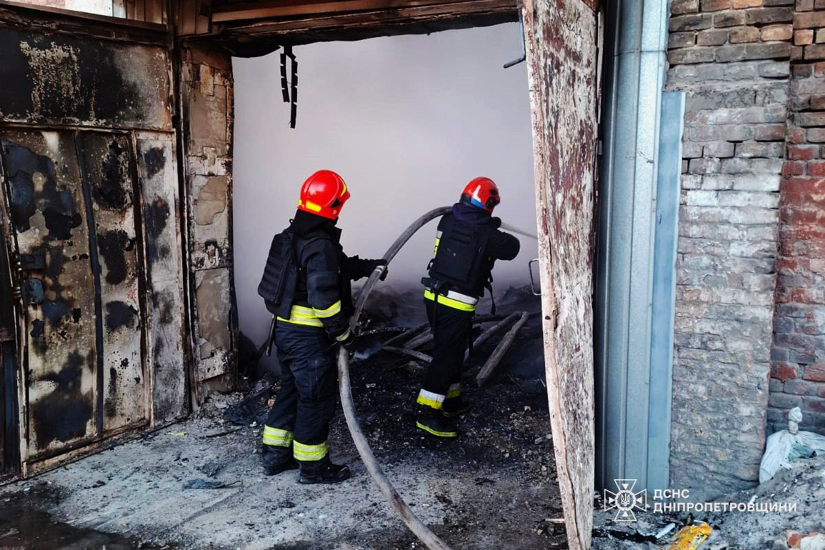 Ракети й дрони по Дніпру та області: що відомо про масовану нічну атаку