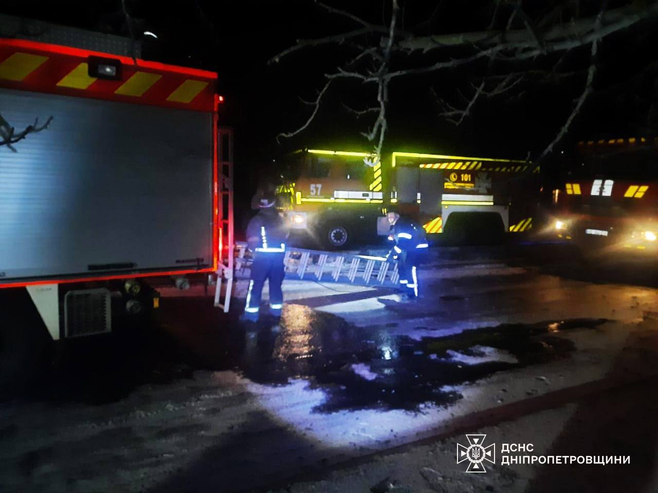 Атака БпЛА по Синельниківщині: поранені дев’ятеро людей, серед них 13-річна дівчинка