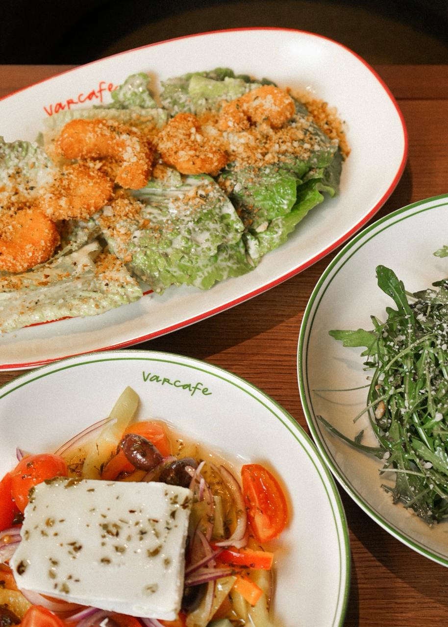 VarBurger у Дніпрі повертається після реновації – з новою назвою, інтер’єром та концептом