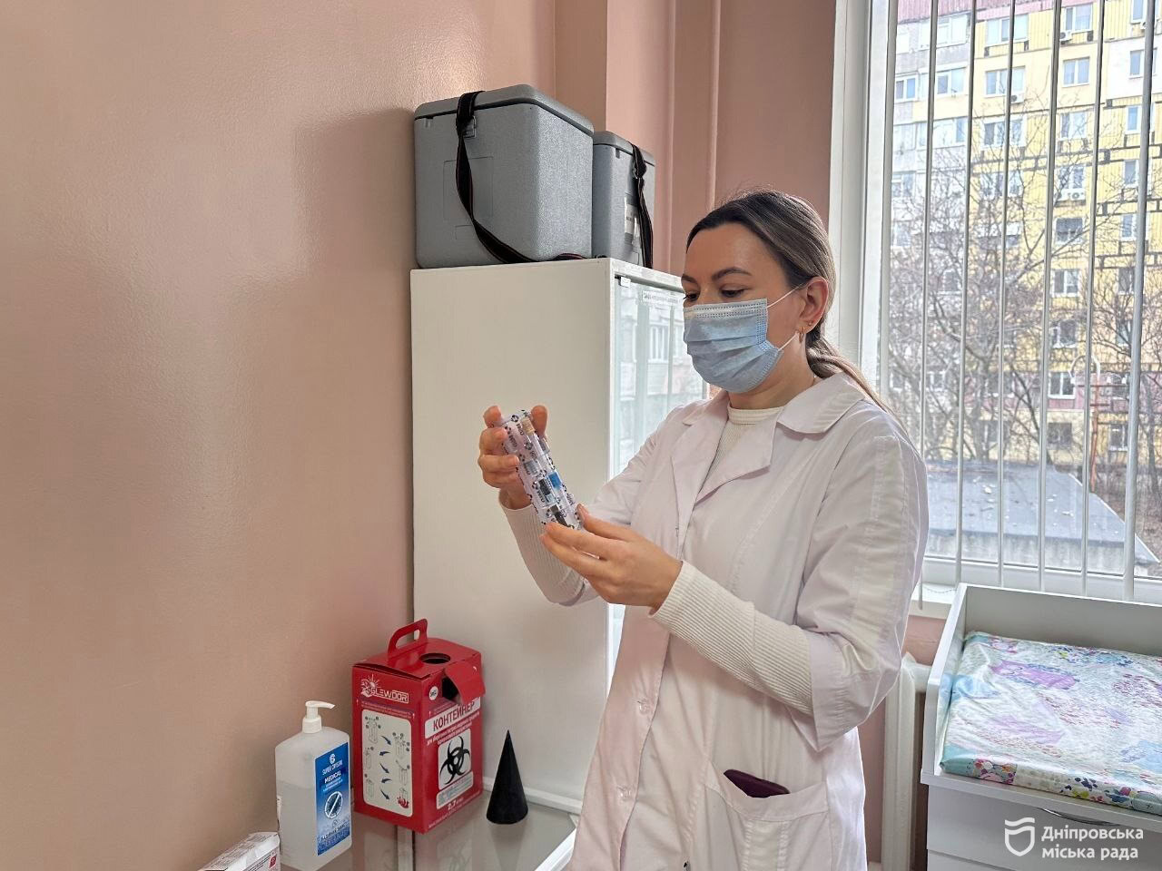 Понад 90 % захисту від раку: у Дніпрі стартувала безоплатна вакцинація дівчат проти ВПЛ