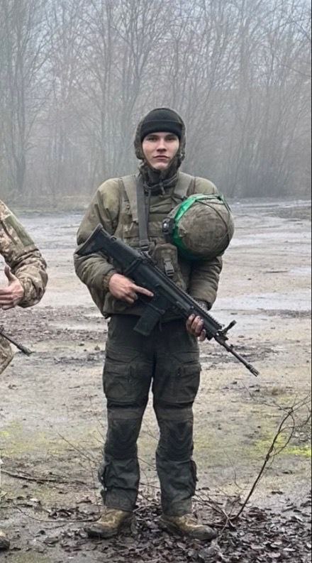 У 18 років на щиті. Історія юнака з Дніпровщини, який з повноліття став на захист України