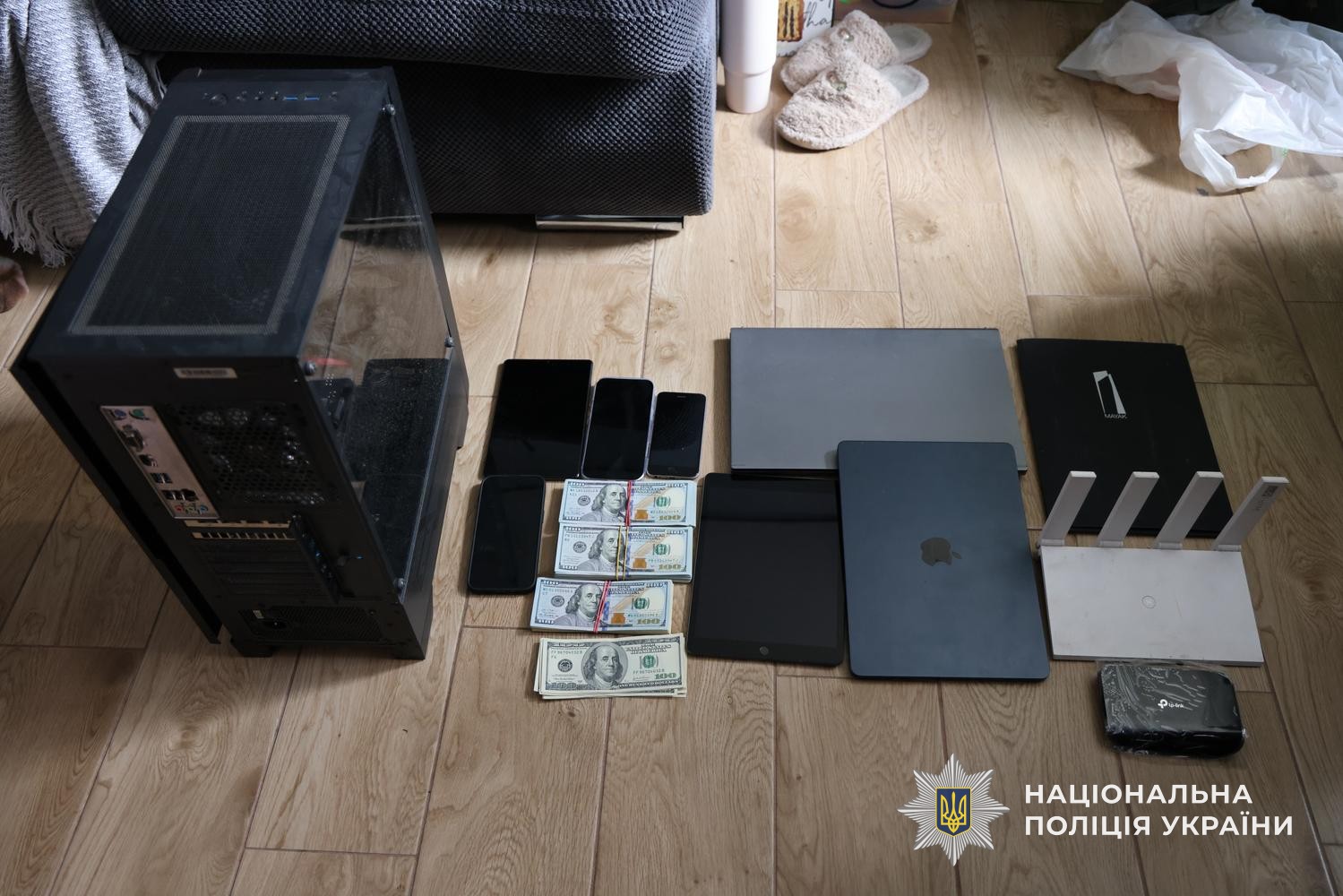 Майже 21 млн грн і 11 затриманих: у Дніпрі ліквідували мережу шахрайських кол-центрів