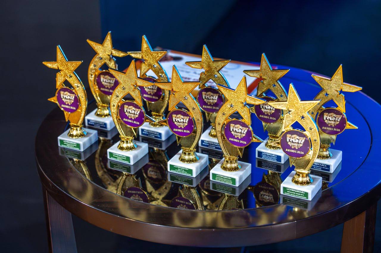 Школа з Дніпра увійшла до ТОП-5 у світі в освітній програмі «Супергерої FAST»