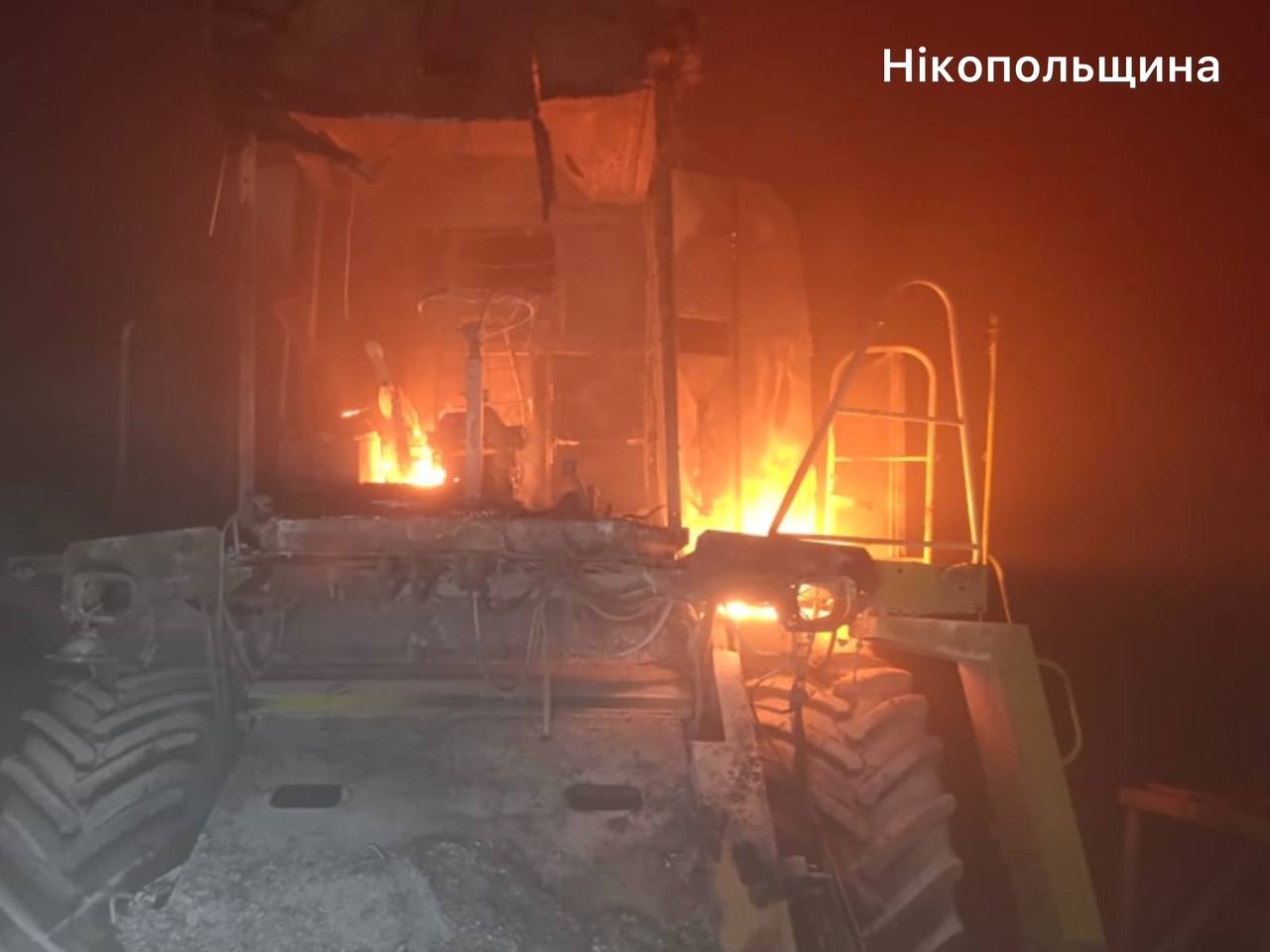 Ворог атакував три райони Дніпровщини: поранені двоє людей, є руйнування