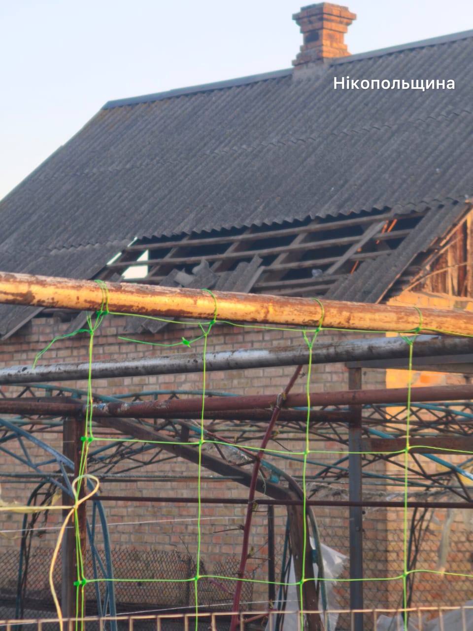 Дві хвилі атак по Кривому Рогу: четверо поранених, пошкоджена інфраструктура