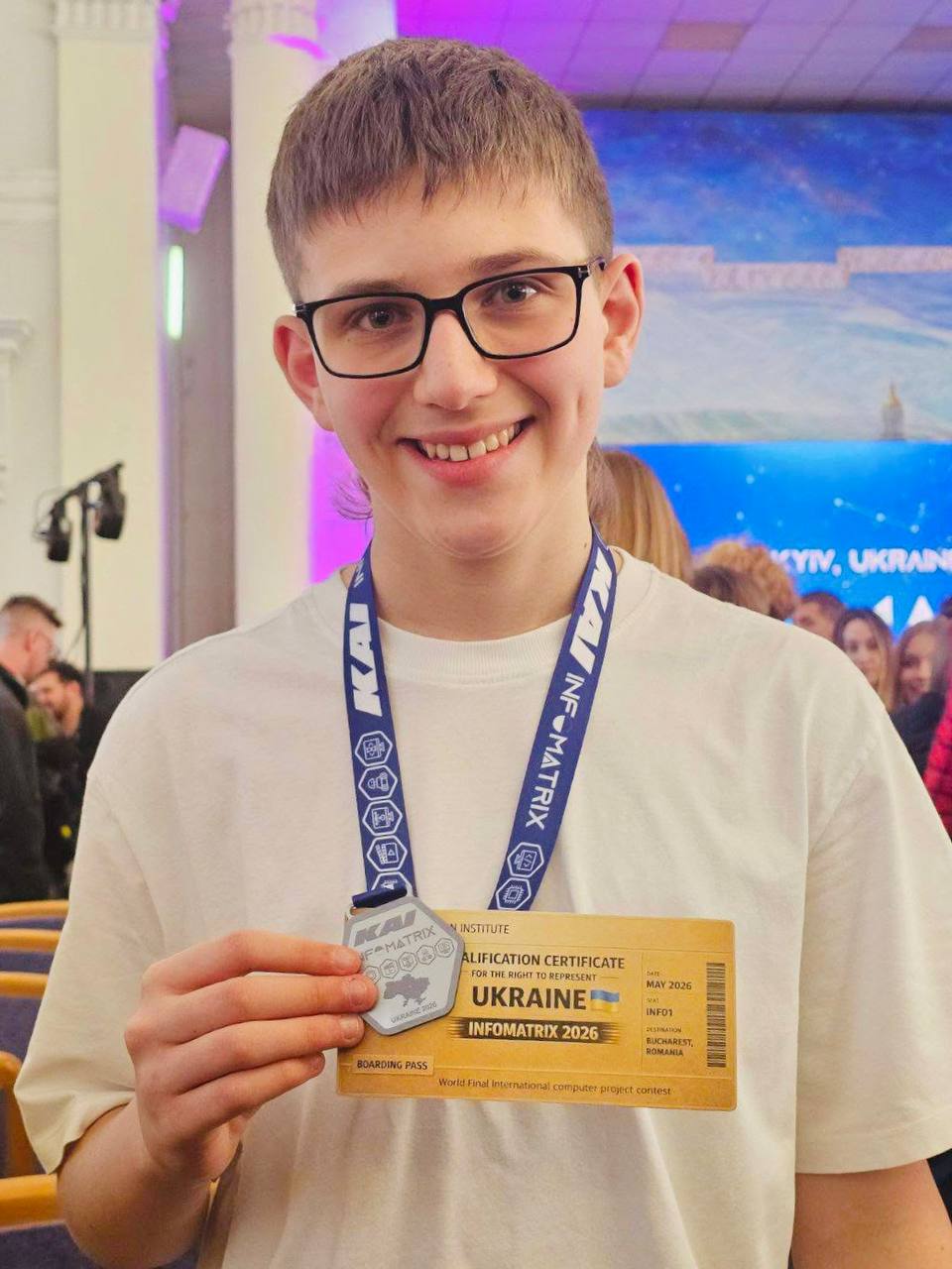 Платинова медаль і путівка у світовий фінал – учень з Дніпра переміг на  INFOMATRIX UKRAINE 2026