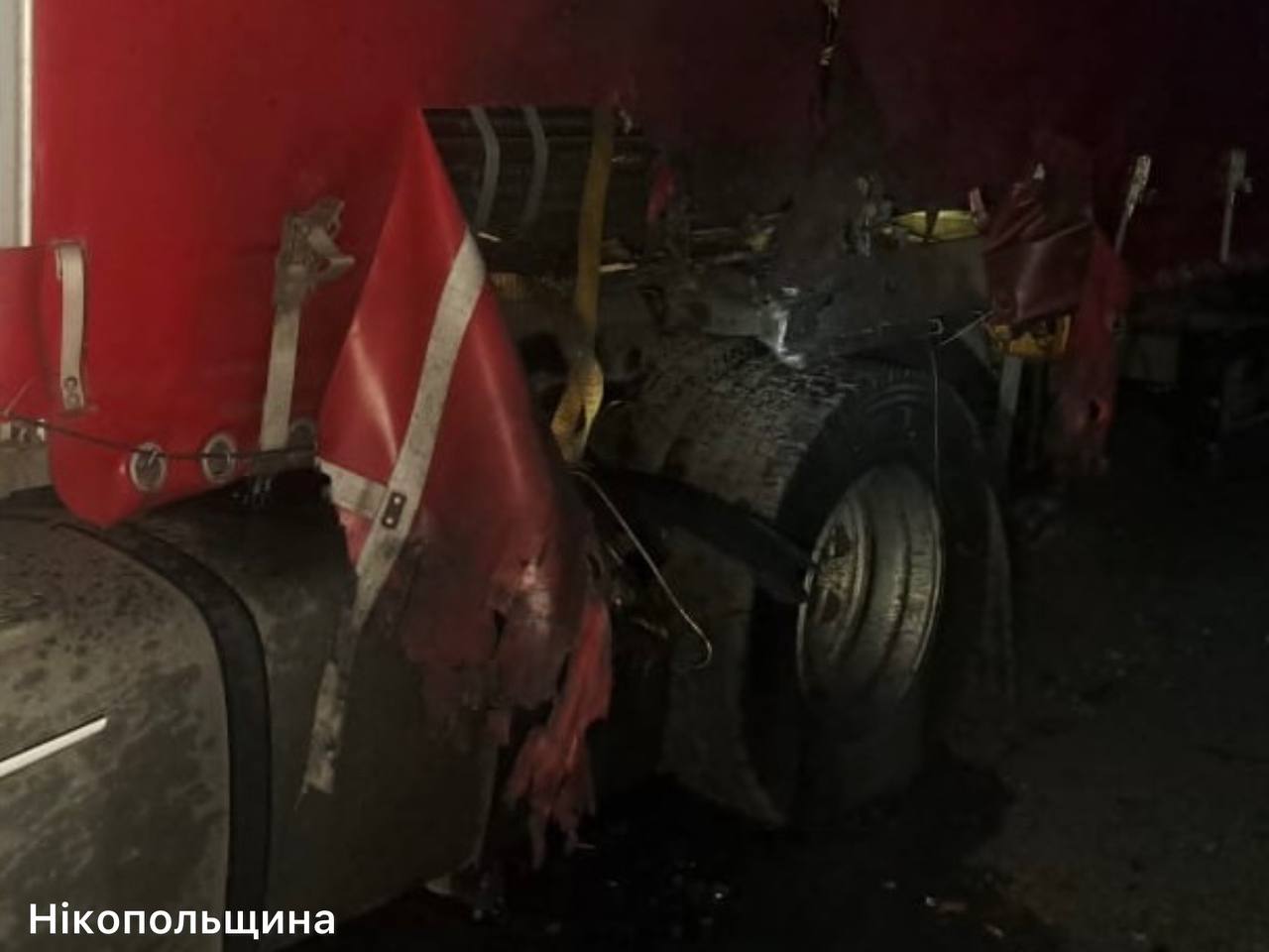 Понад 30 ударів по області: на Дніпровщині зайнялася п’ятиповерхівка, поранені двоє