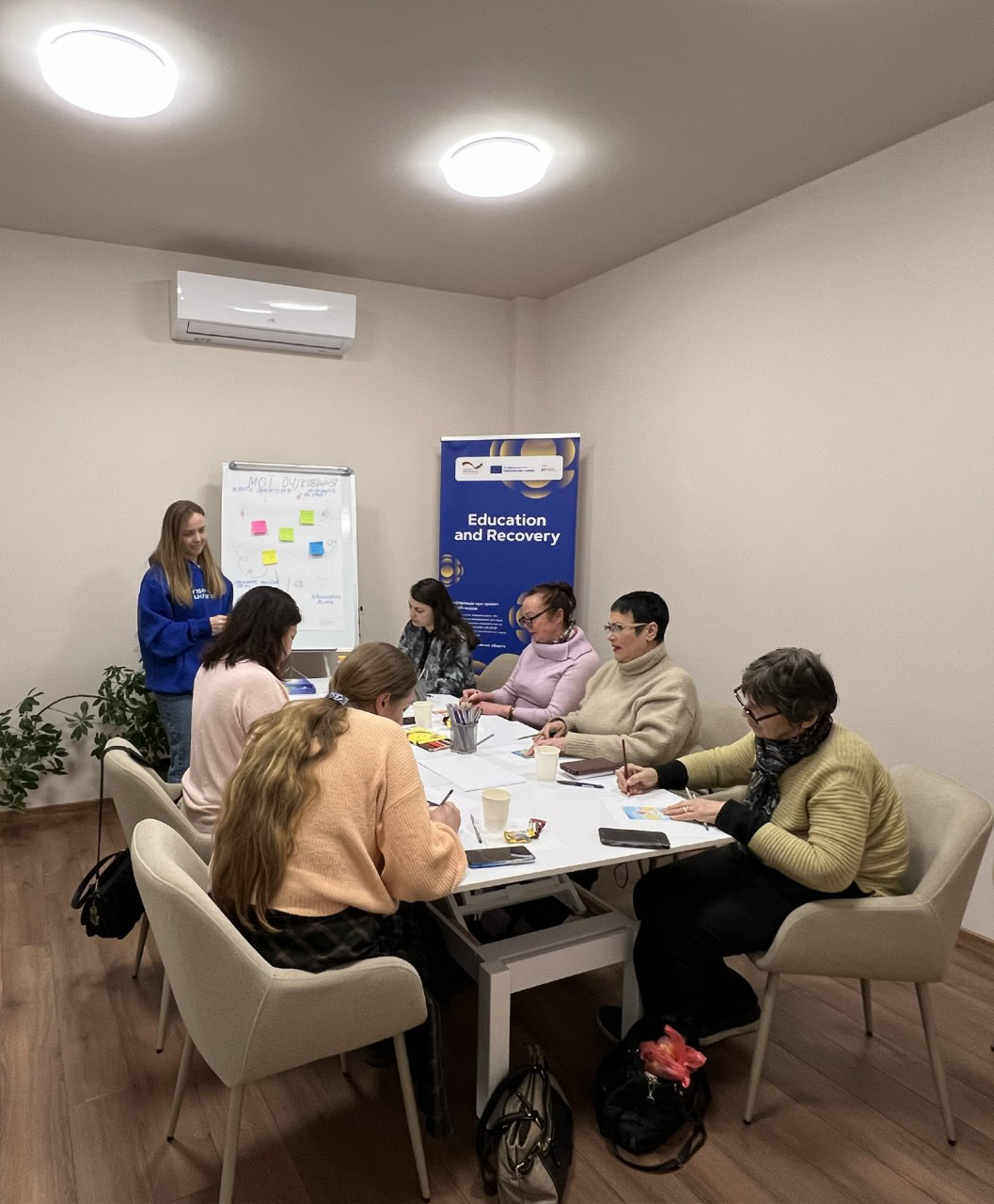 У Дніпрі за підтримки Уряду Німеччини та ЄС запустили безкоштовну програму психологічної підтримки для мешканців міста