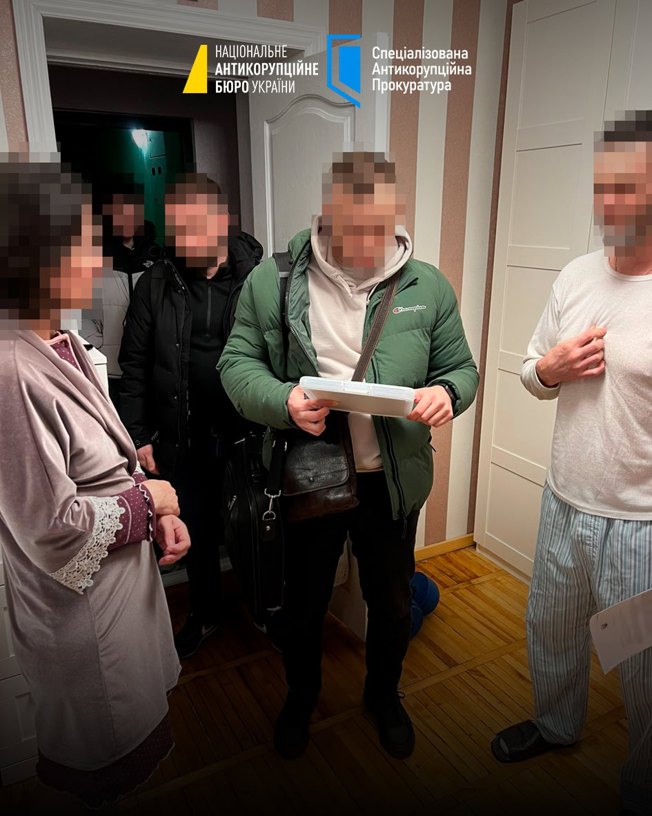 Майже 20 млн грн на металі для зброї: на Дніпровщині викрили керівництво оборонного заводу