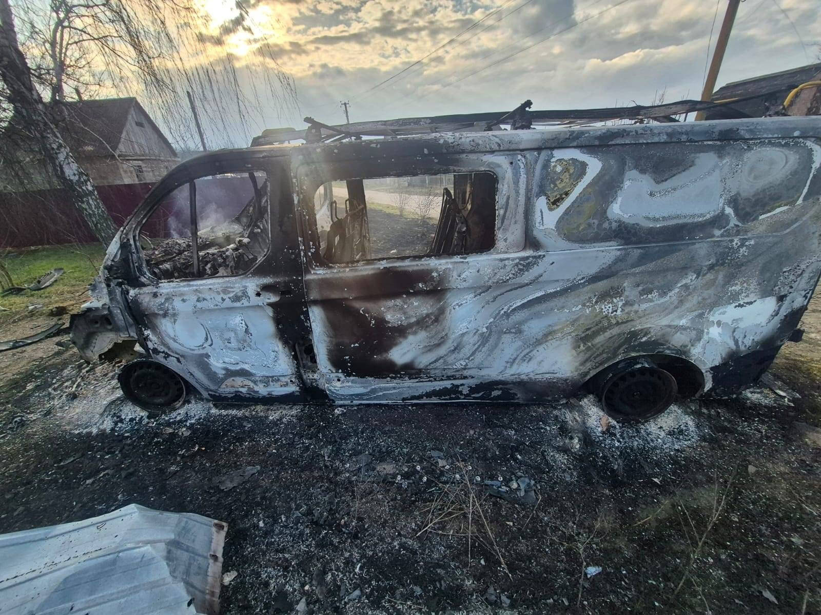 Дрони спалили авто енергетиків у Дніпровській області – люди не постраждали