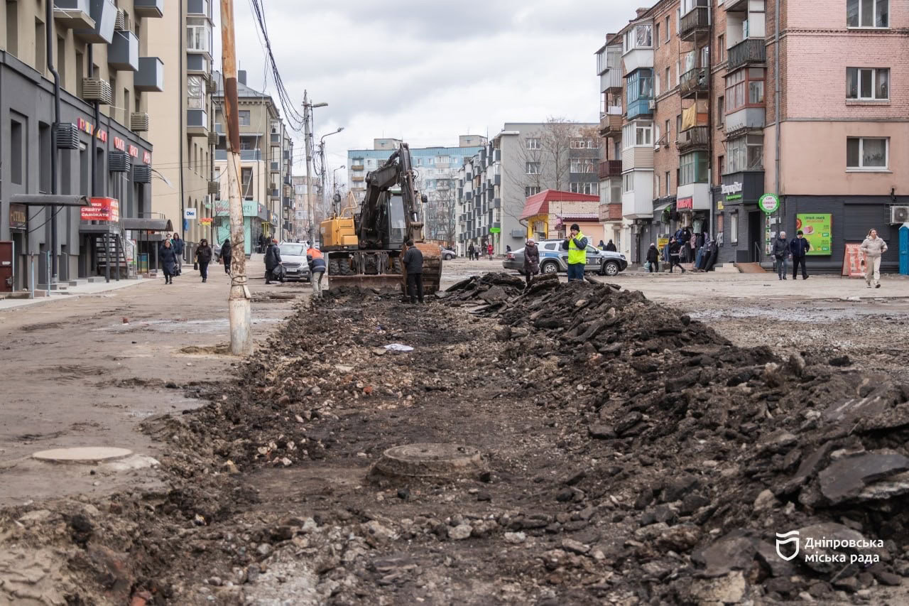 У Дніпрі стартував ремонт трамвайного переїзду на Богдана Хмельницького та Чорних Запорожців