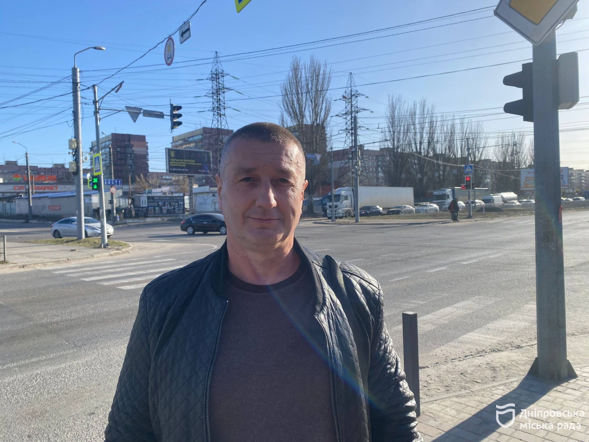 Дніпро тестує нові світлофори: експеримент на перехресті Березинської і Донецького шосе