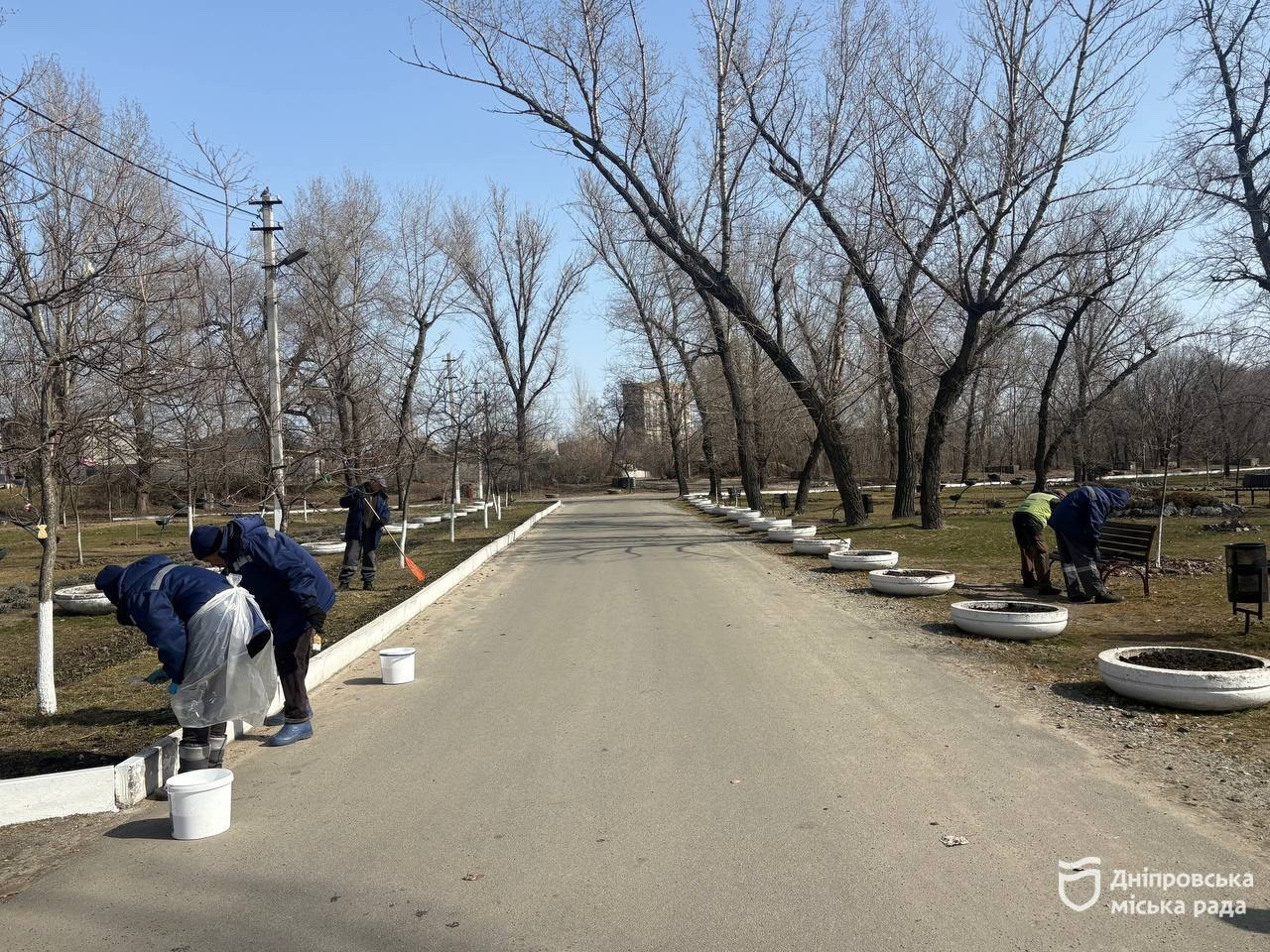 Тюльпани, лаванда і троянди: у парку Сагайдак у Дніпрі стартували весняні роботи