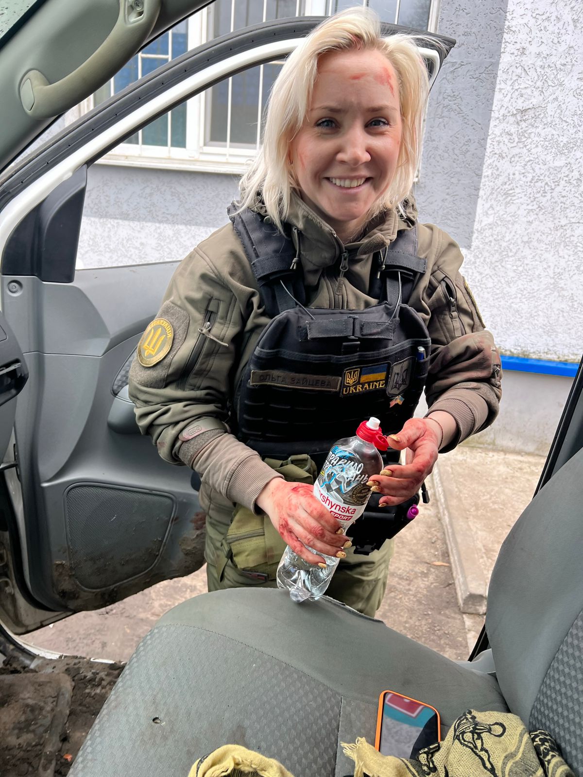 Дім, страх і чужа брехня: чому люди залишаються під обстрілами