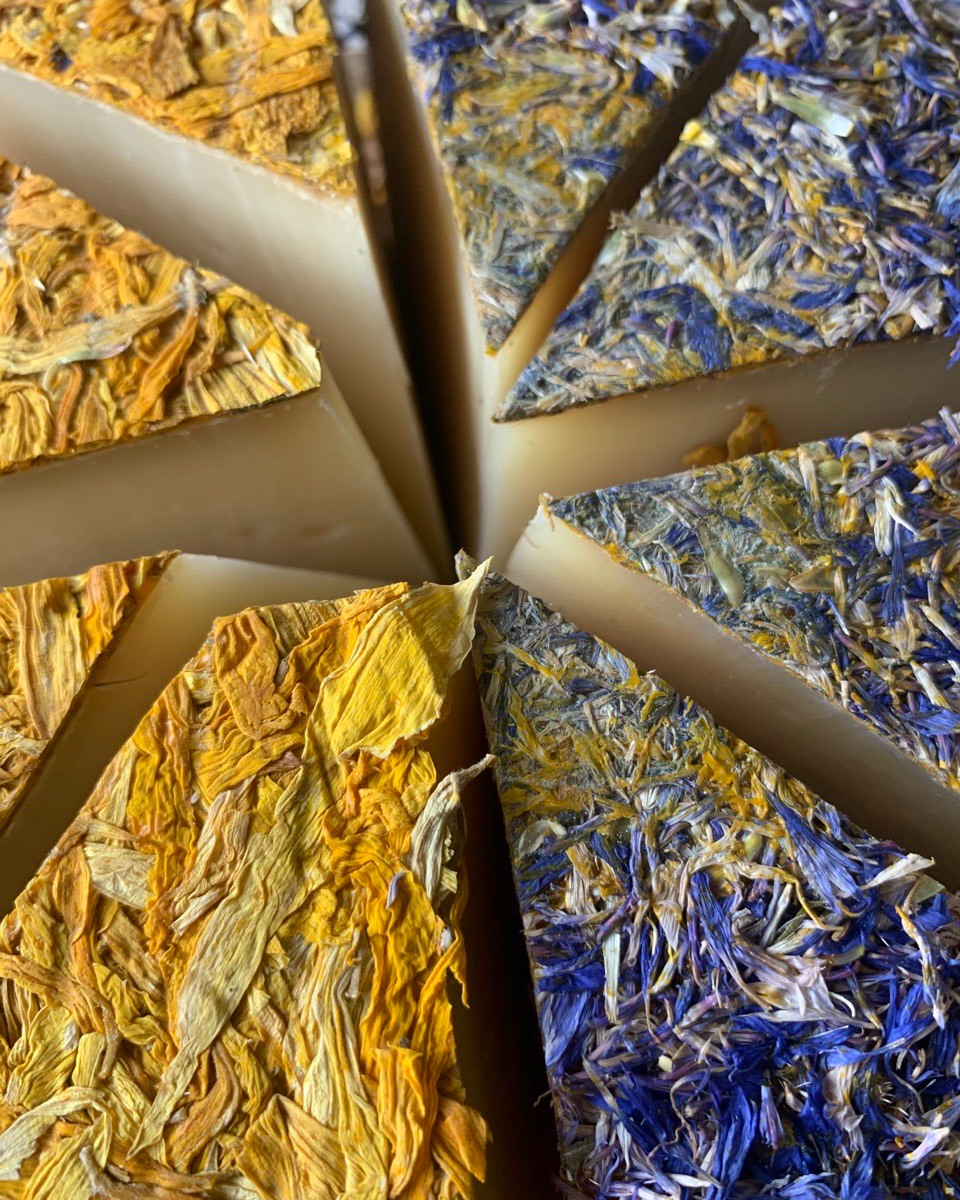 8 Березня у Дніпрі: куди піти та що обрати собі чи на подарунок