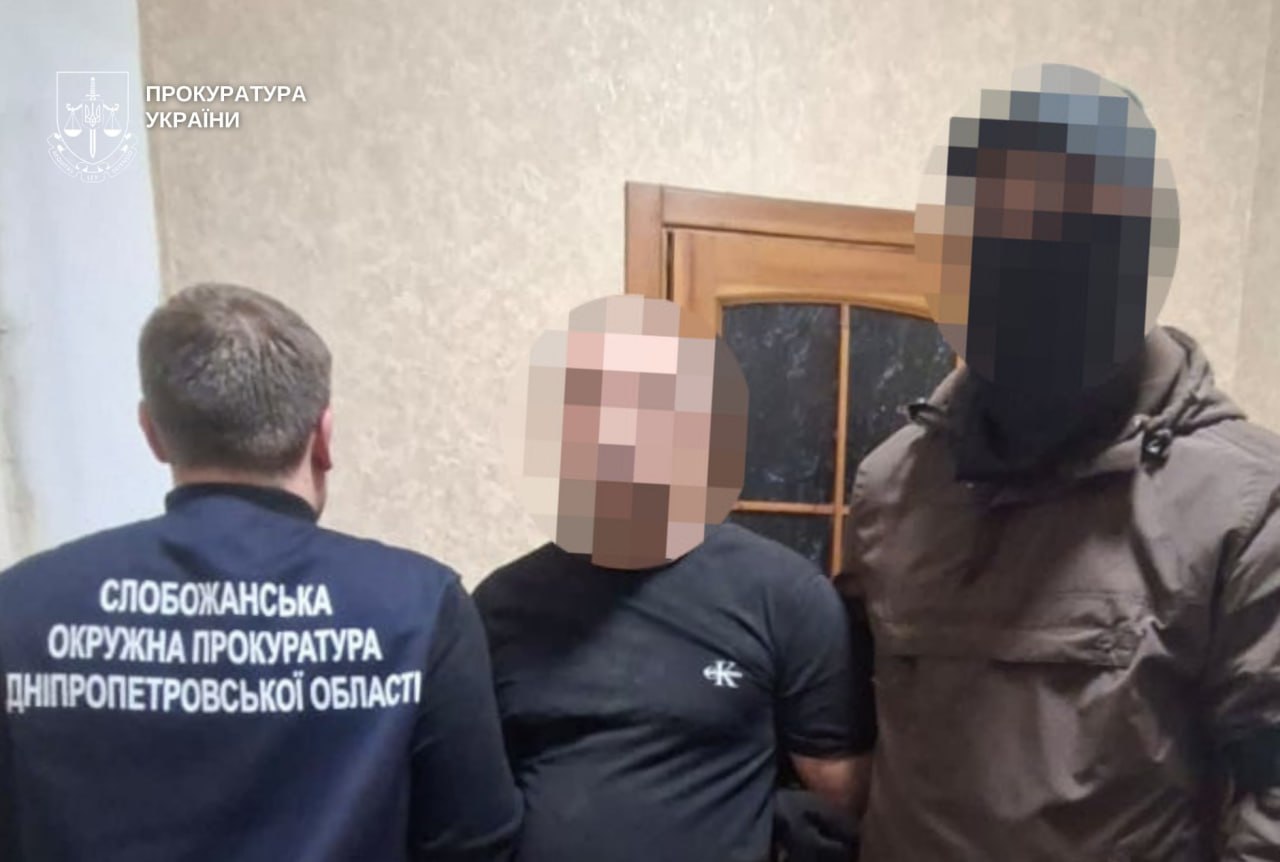 Натисни щоб дізнатись більше про: $8 тисяч за маршрут на Молдову: СБУ затримала таксиста з Дніпра, який переправляв ухилянтів