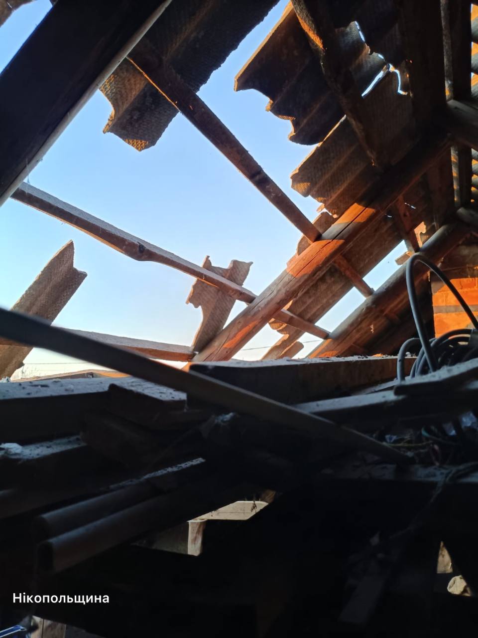 30+ ударів по Дніпровщині: під вогнем три райони, пошкоджені депо, аптека і газогін