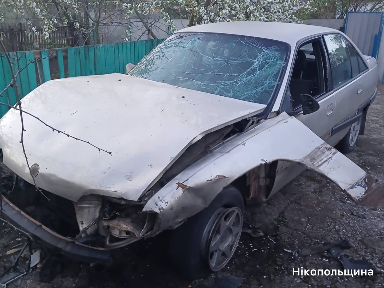 Удар по автобусу в Нікополі і загибель дитини: що відомо про атаки на Дніпровщині (ОНОВЛЕННЯ)