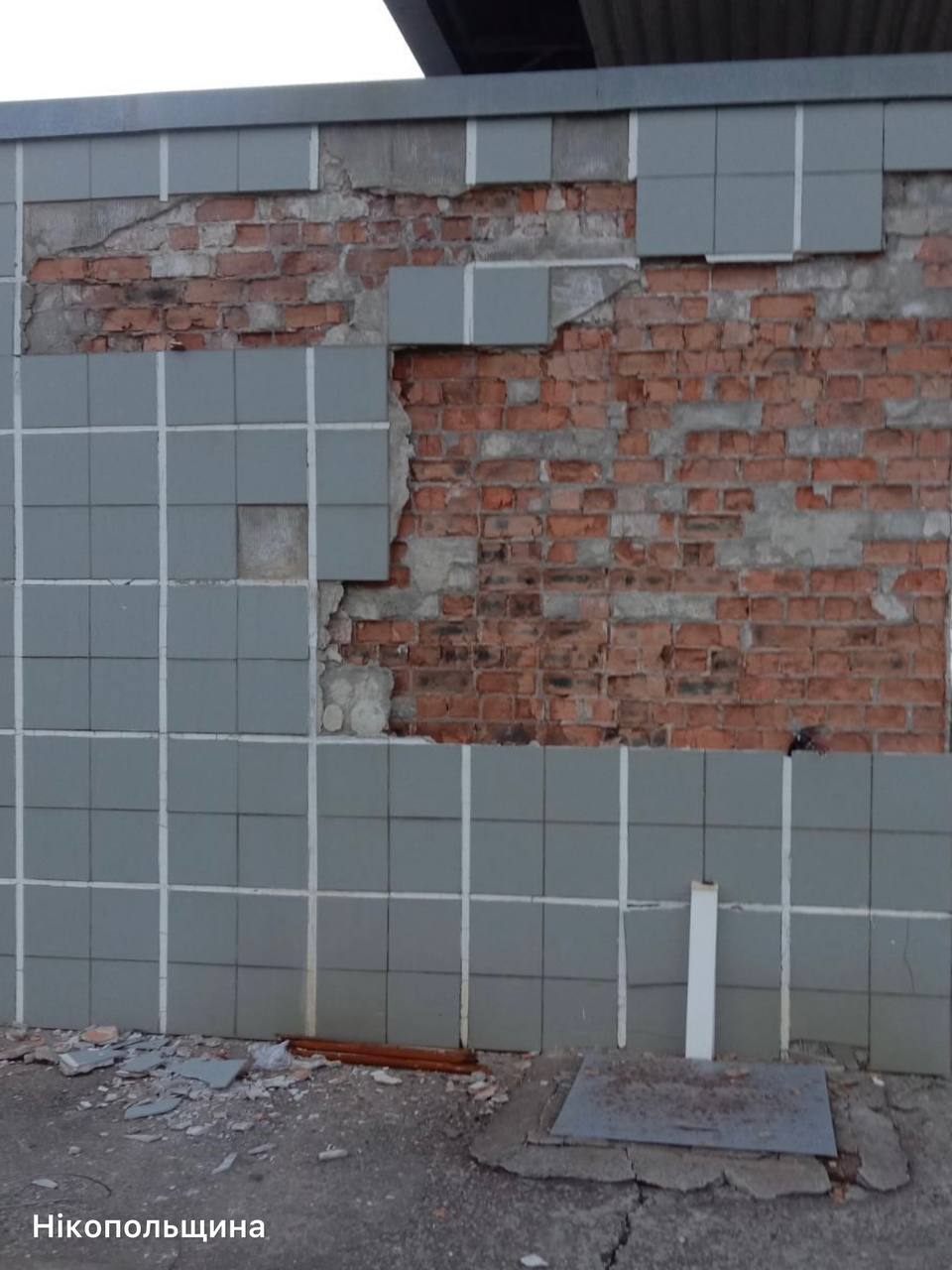 Атаки по трьох районах Дніпровщини: понад 20 ударів за ніч, ППО знищила 13 дронів