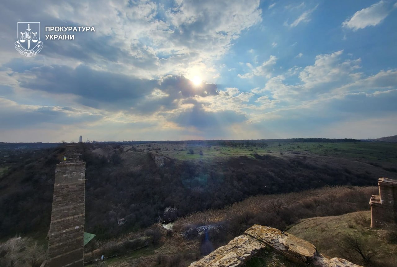 Врятувати байрачні ліси та степи: суд зобов’язав встановити межі заказника у Кривому Розі
