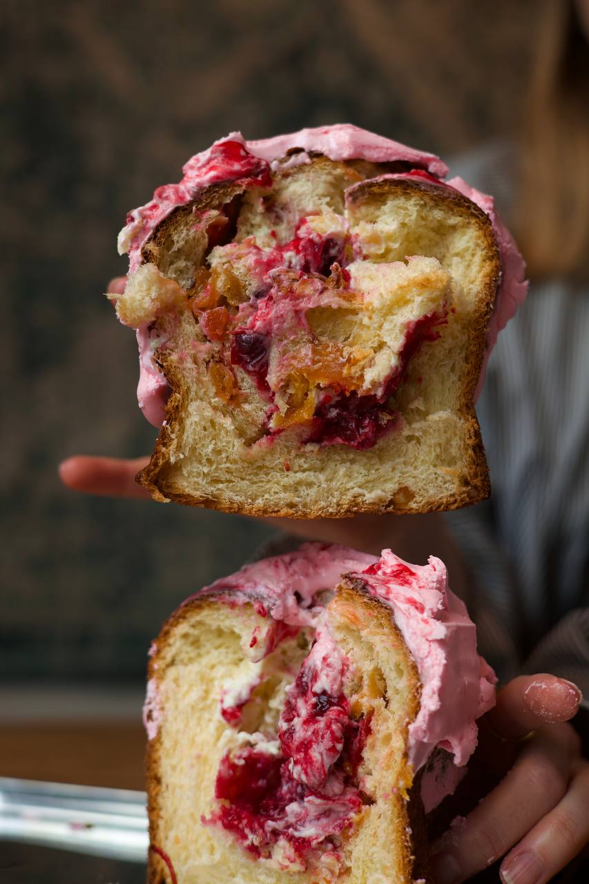 Від класики до WOW-ефекту: які паски до Великодня підготували заклади Дніпра