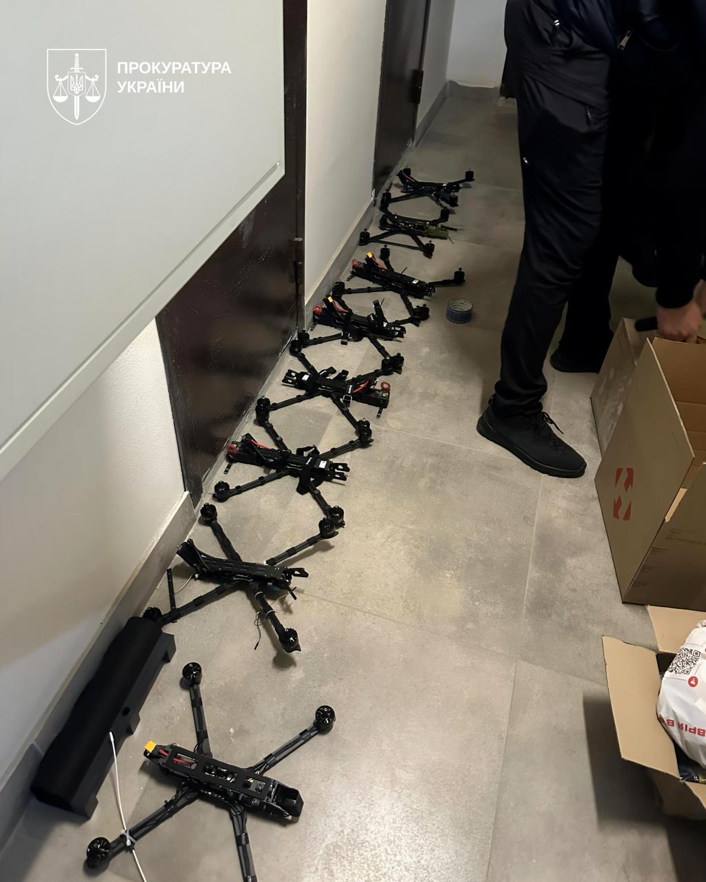 Військові дрони на продаж: на Дніпровщині викрили схему на 15 млн грн за участю командира ЗСУ