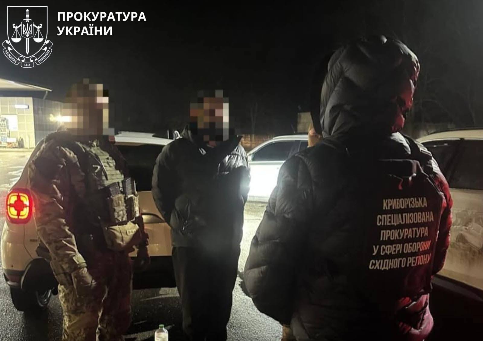 Вивезли військових з частини за $2,5 тис: на Дніпровщині судитимуть пособників дезертирства