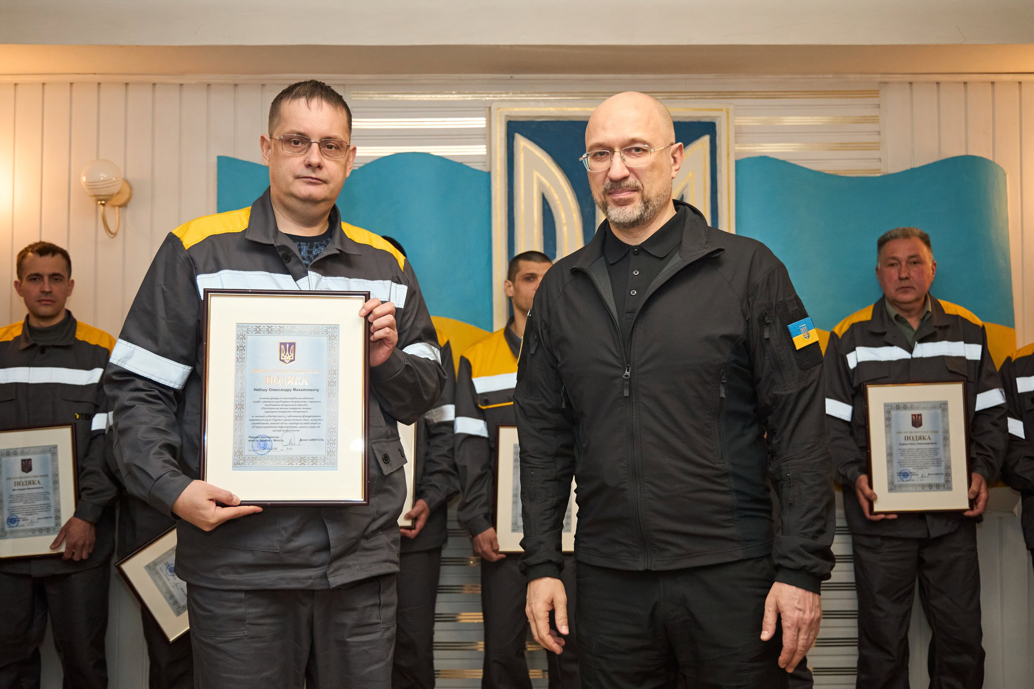 Семеро працівників Придніпровської ТЕС отримали нагороди від міністра енергетики