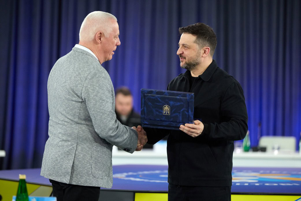 Президент України присвоїв Марганцю, Нікополю та Павлограду статус «Місто-герой»